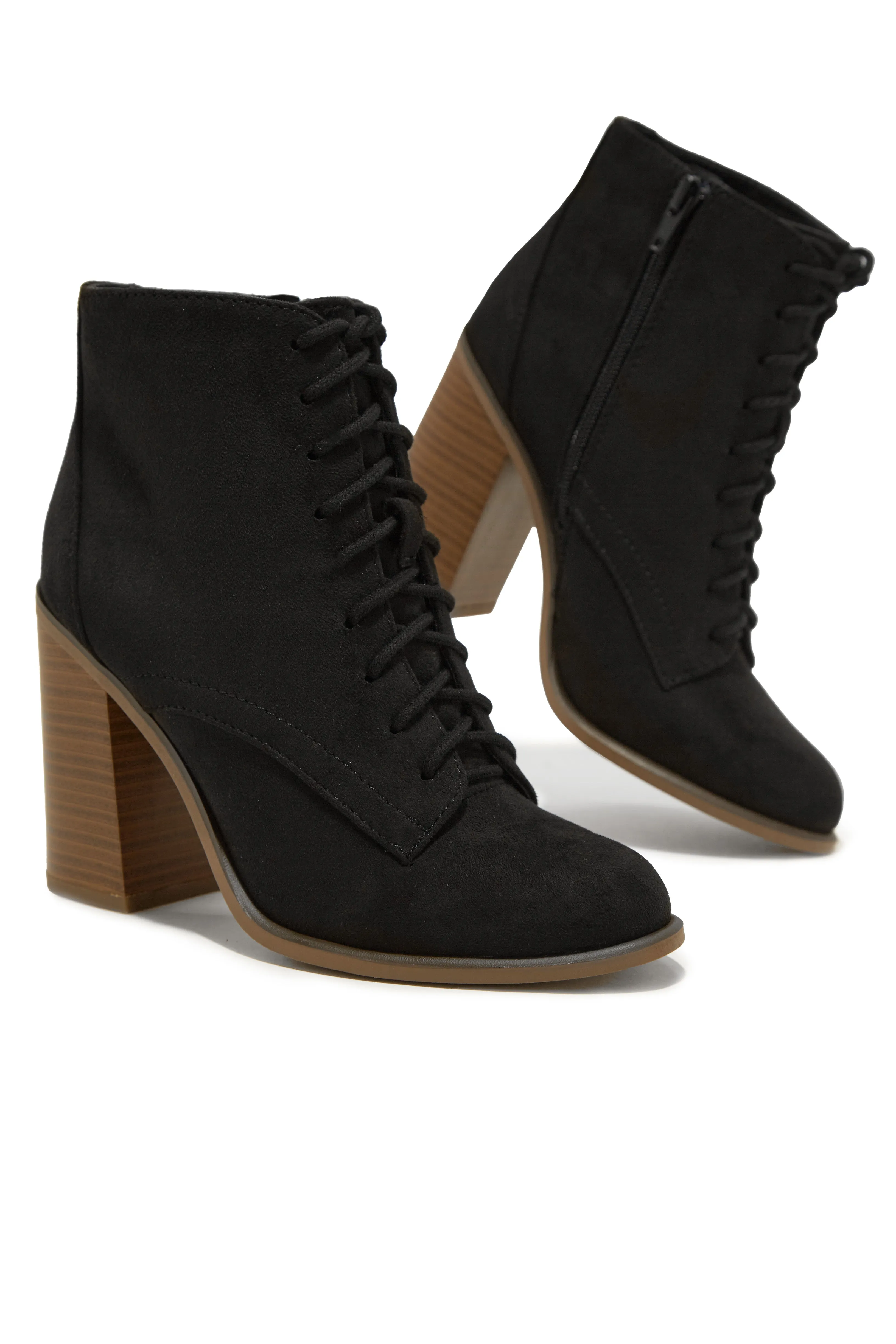 Fall Moment Lace Up Block Heel Ankle Boots - Black